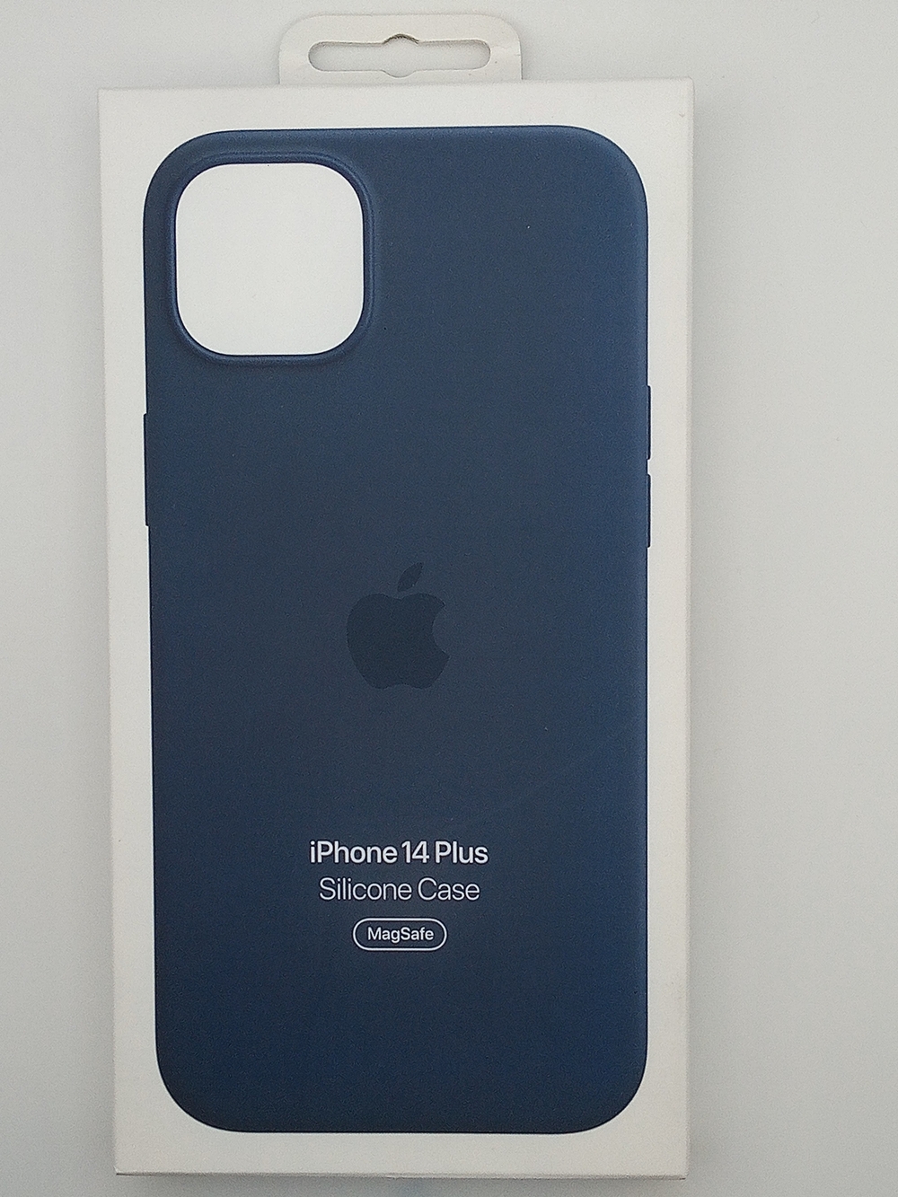 Apple Silicone Case – iPhone 14 Plus – Storm Blue – MagSafe – NWT - Picture 3 of 10